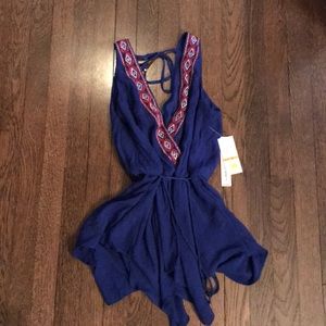 Cute wrap waist tank